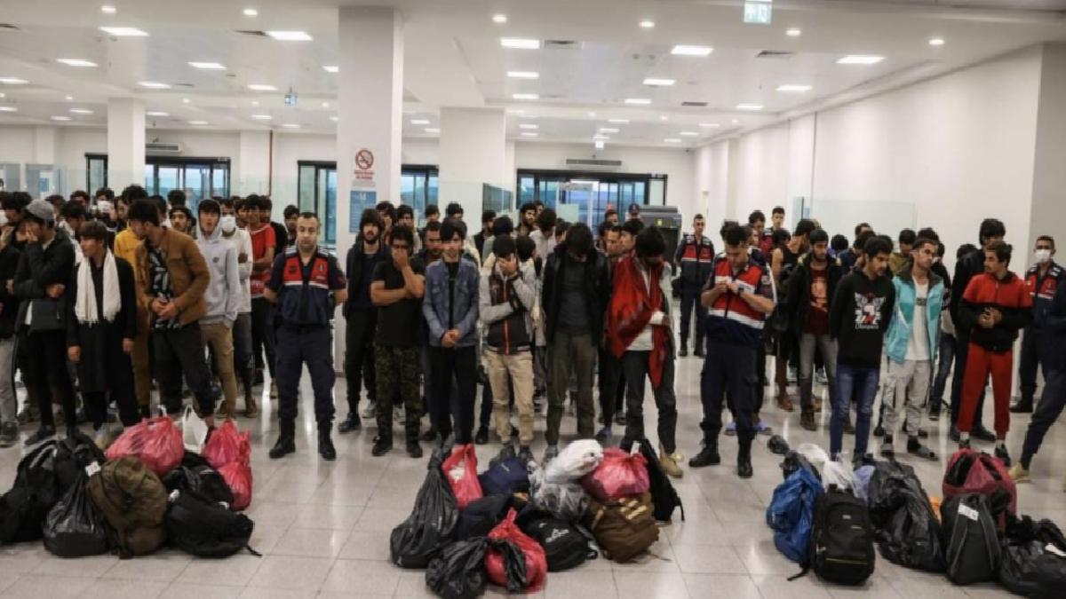 Edirne ve Kırklareli’nde 32 düzensiz göçmen yakalandı