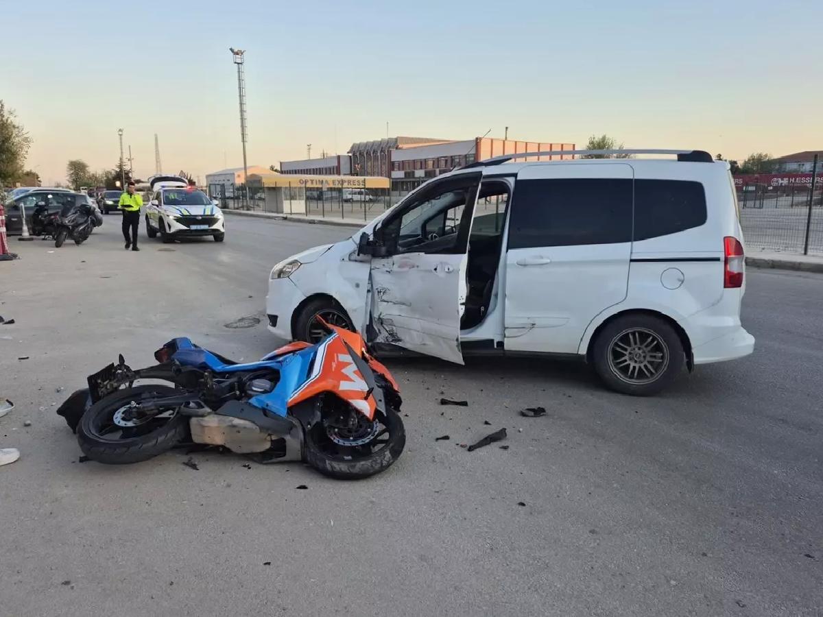 Edirne’de Motosiklet Kazası: Bir Yaralı