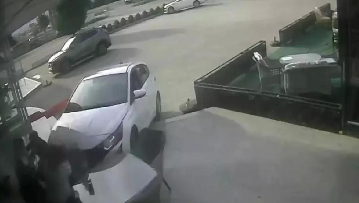 Edremit’te Trafik Kazası: 2 Yaralı