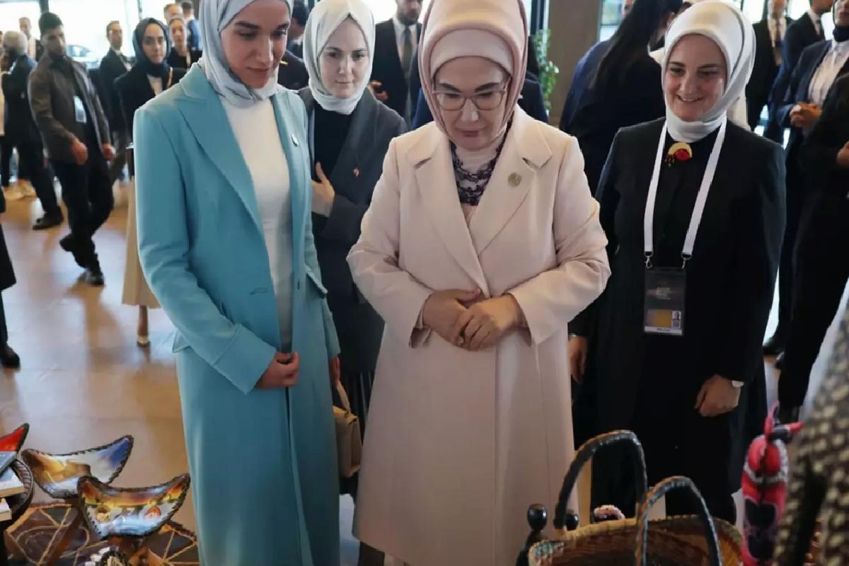 Emine Erdoğan, Suriye Cumhurbaşkanının eşi Latife El Durubi ile görüştü