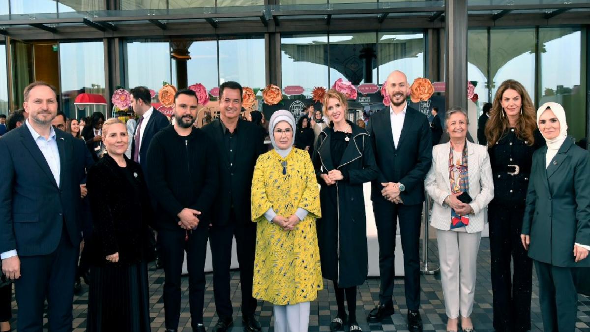 Emine Erdoğan, TOGEM-DER’in geleneksel Cemre Çarşısı’nın açılışına katıldı