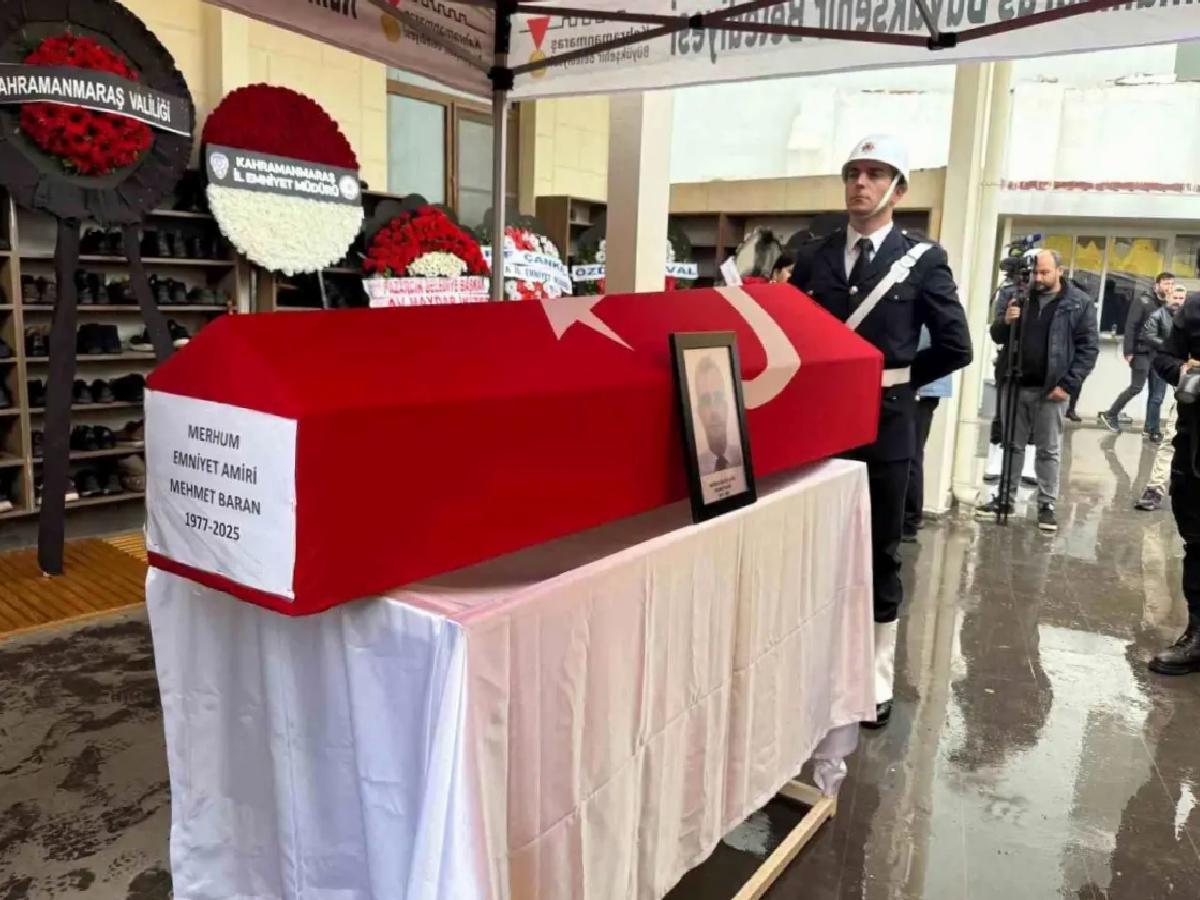 Emniyet Amiri Mehmet Baran Son Yolculuğuna Uğurlandı