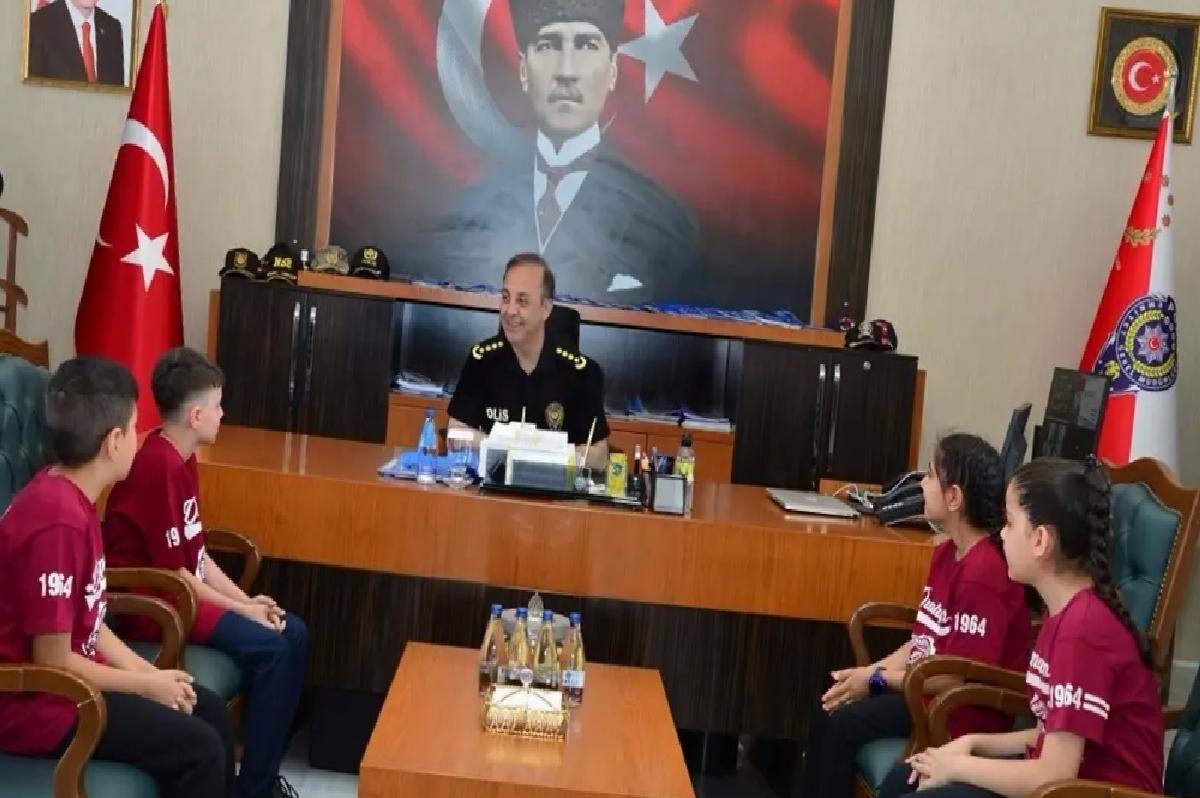 Emniyet Müdürü, Koltuk Devir teslimi ile Öğrencilere Bayram Sevinci Yaşattı
