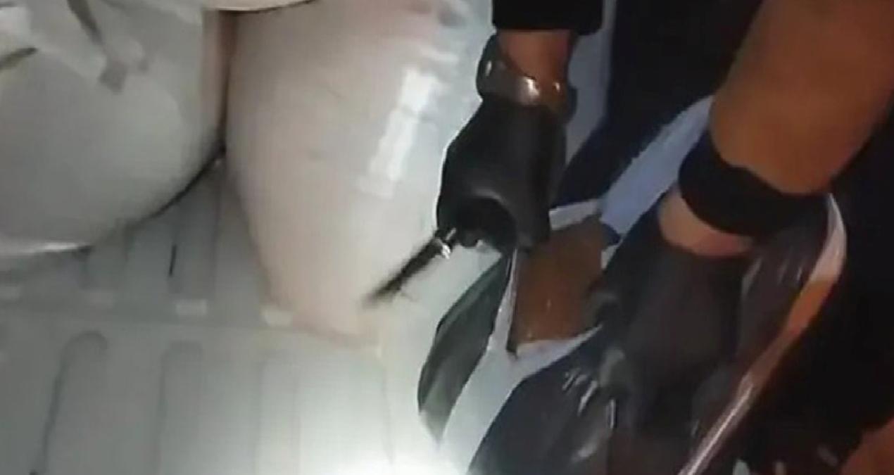 Emniyete ihbar geldi! Kentin girişinde 1 ton 450 kilogram yakalandı