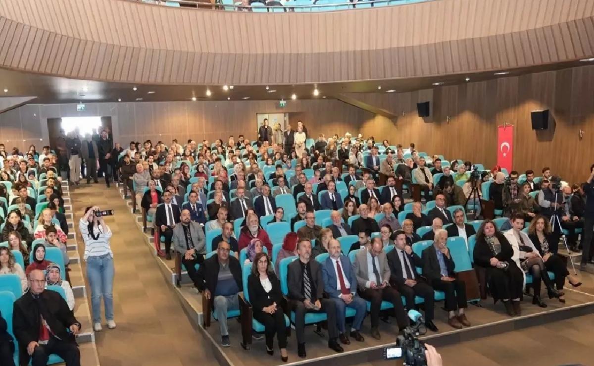 Eski TBMM Başkanı Çiçek, Yozgat’ta panelde konuştu Açıklaması