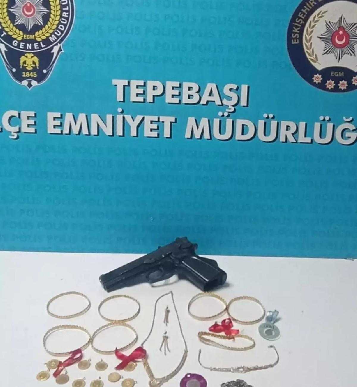Eskişehir’de Dolandırıcılık Operasyonu: 4 Gözaltı