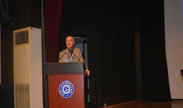 EÜ’de “İzmir’de İlmî ve Kültürel Hayat” sempozyumu başladı