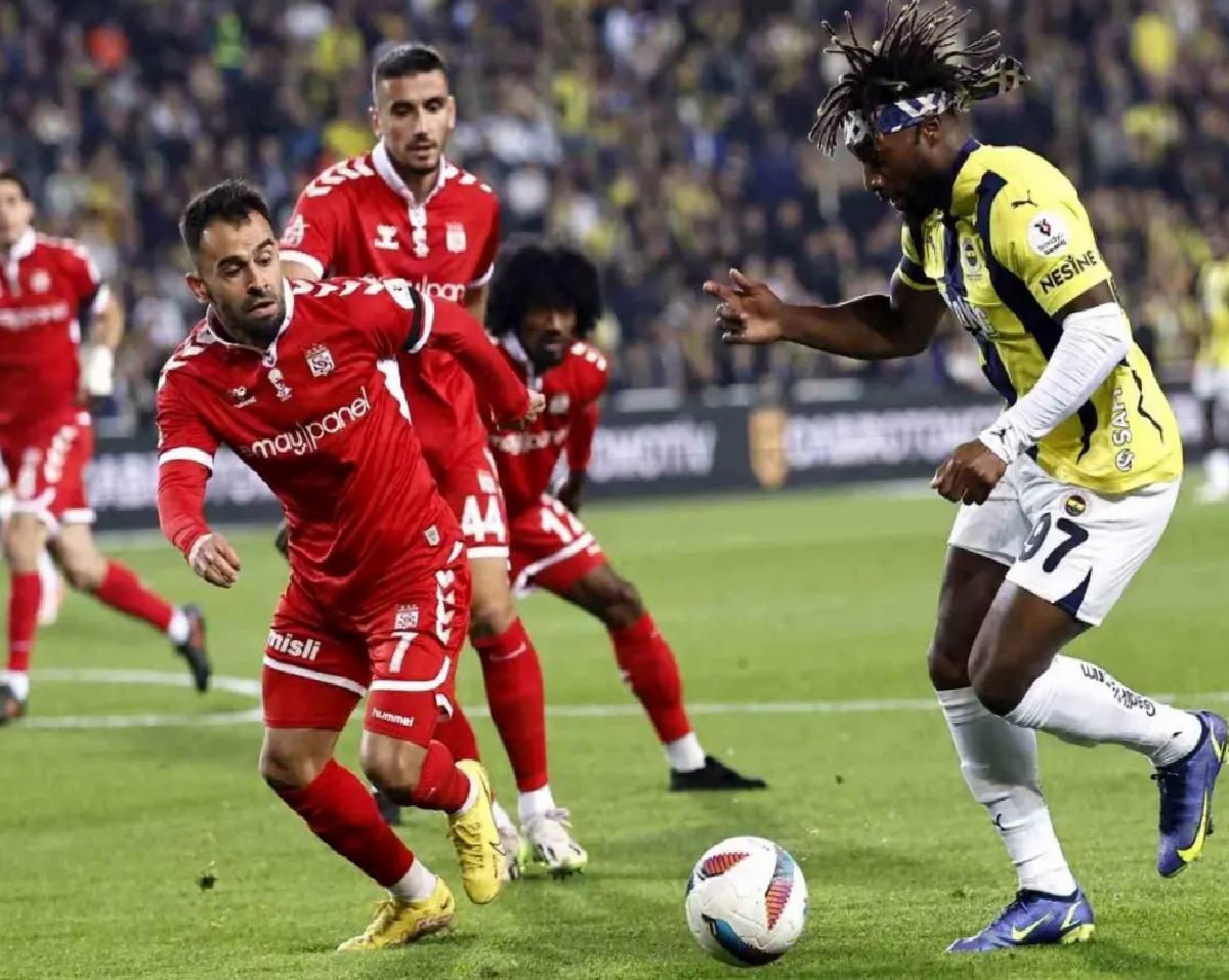 Fenerbahçe, Sivas’ta Şampiyonluk Peşinde
