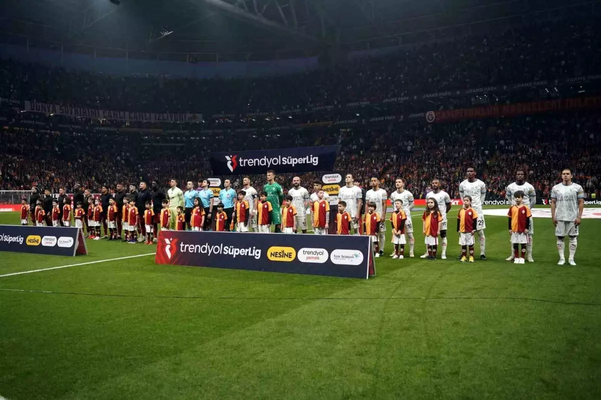 Galatasaray – Bodrum FK Maçı Başladı