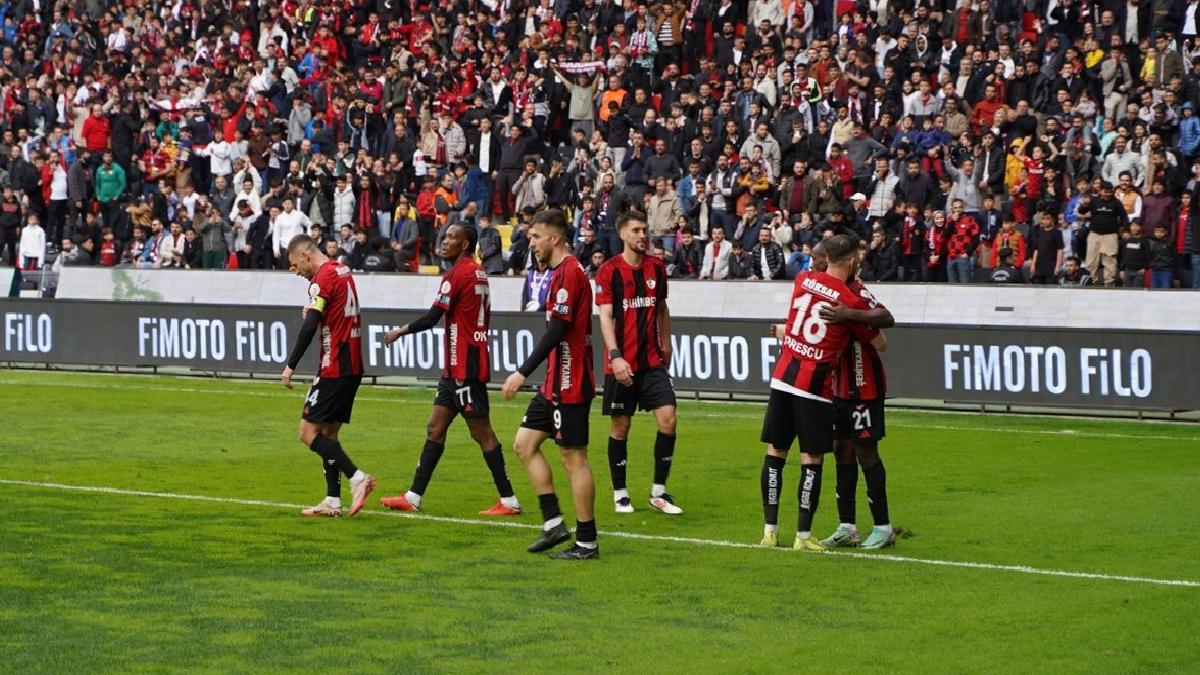 Gaziantep FK, Hatayspor’u iki golle geçti