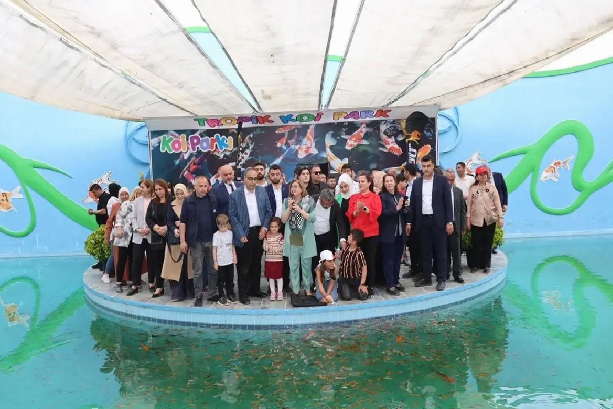 Gaziantep’te Tropikal Koi Parkı Açıldı