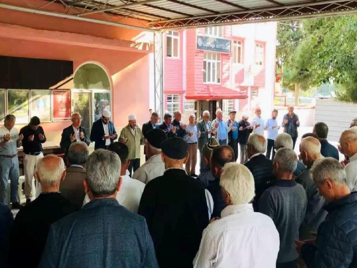 Gazipaşa’dan Hacı Adaylarına Uğurlama