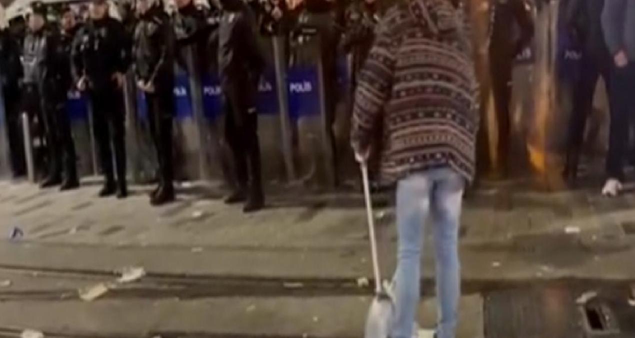 Gazze yürüyüşünde polis engeline takıldılar, Tünel Meydanı’nı temizlediler