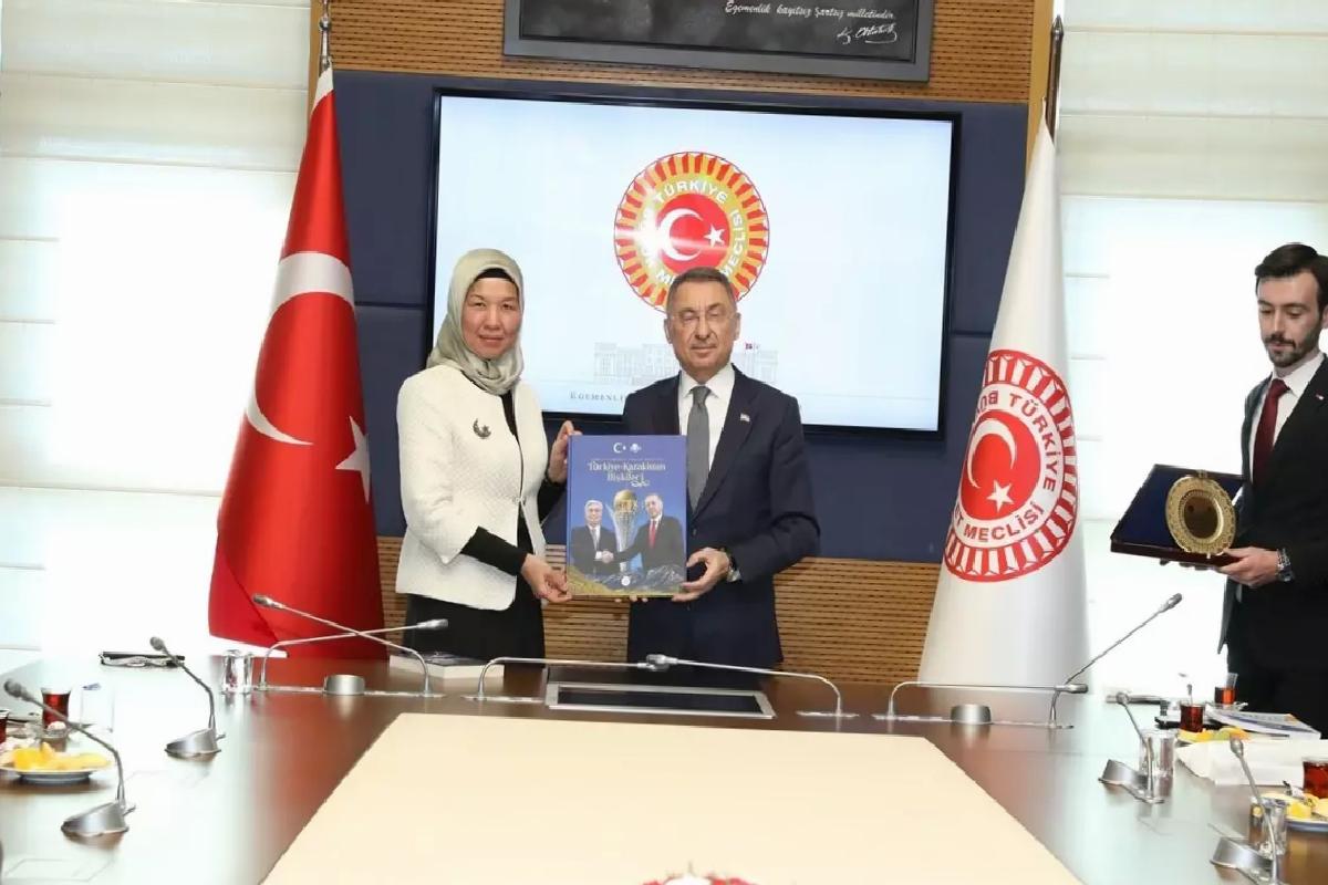 Gençler Diplomasiyle Tanışıyor