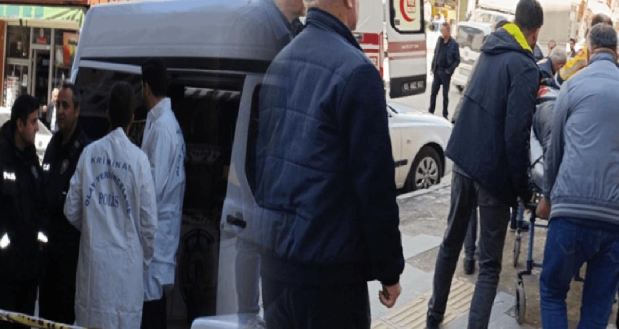 Giyim mağazasında silahlı kavga; 1 ölü, 4 yaralı