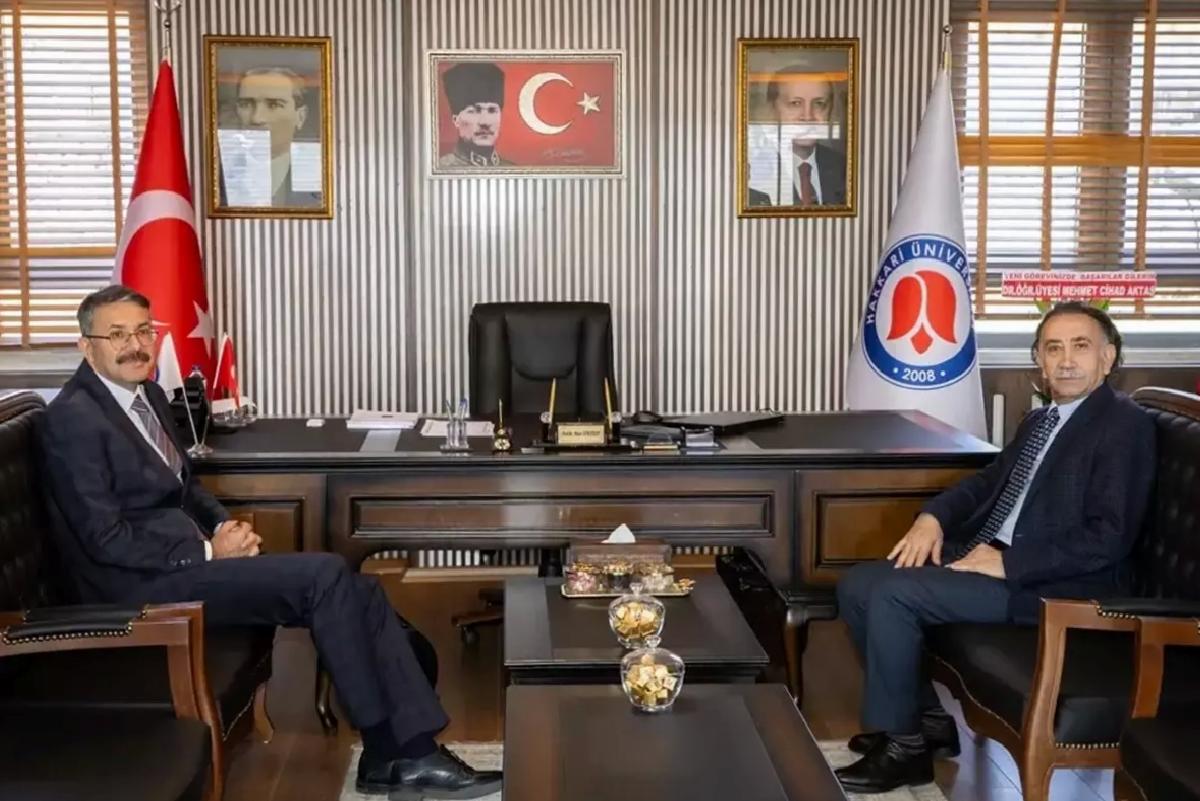 Hakkari Valisi’nden Rektör Musa Gençcelep’e Ziyaret