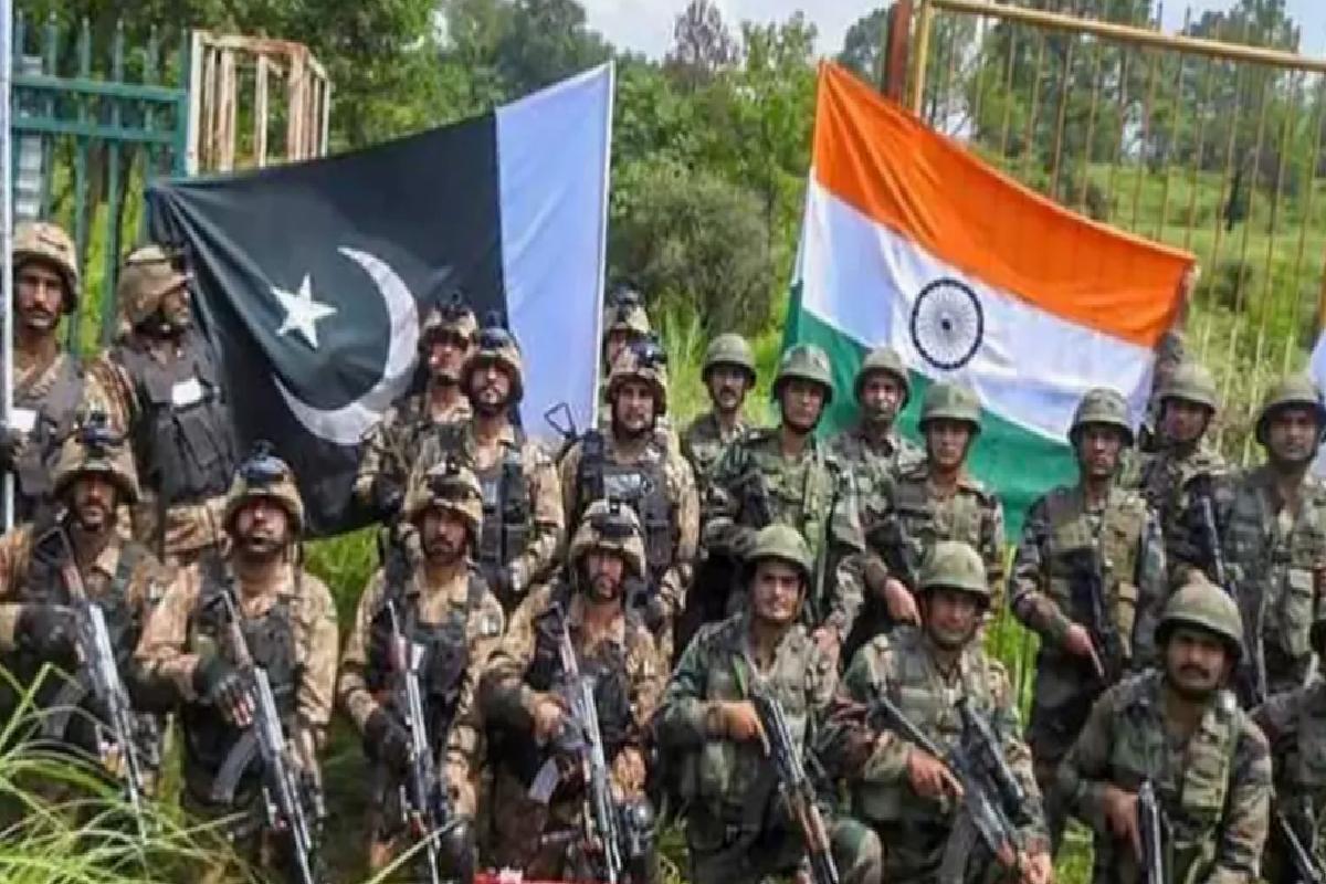 Hindistan, Pakistan Uçuşlarına Hava Sahasını Kapatıyor