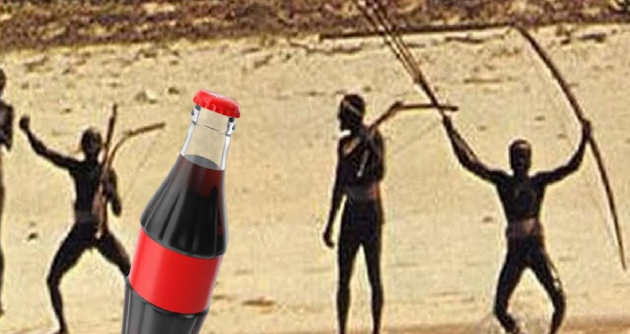 İlkel ve saldırgan kabileye kola götürdü: Başına gelmeyen kalmadı