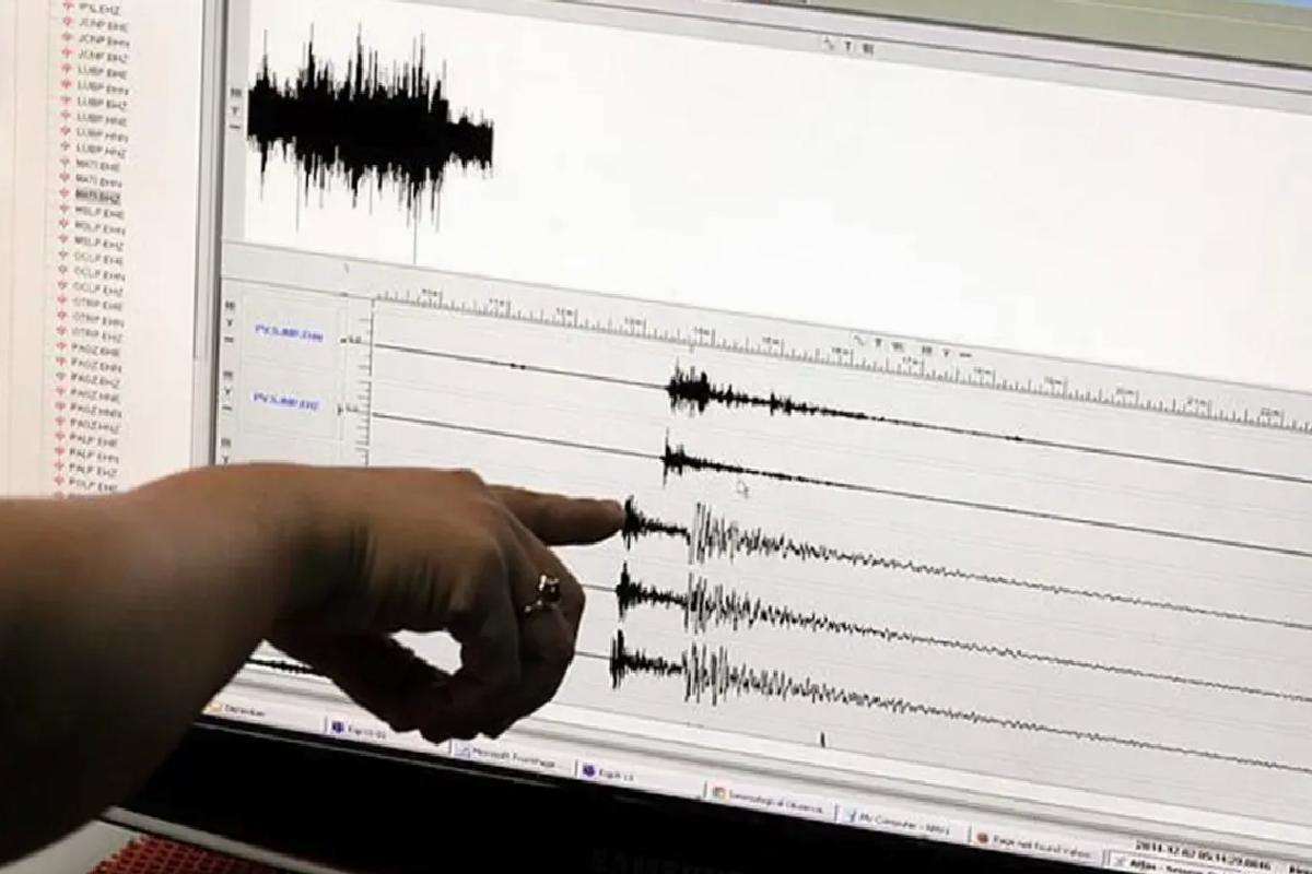 İstanbul ve çevre illerde hissedilen bir deprem oldu