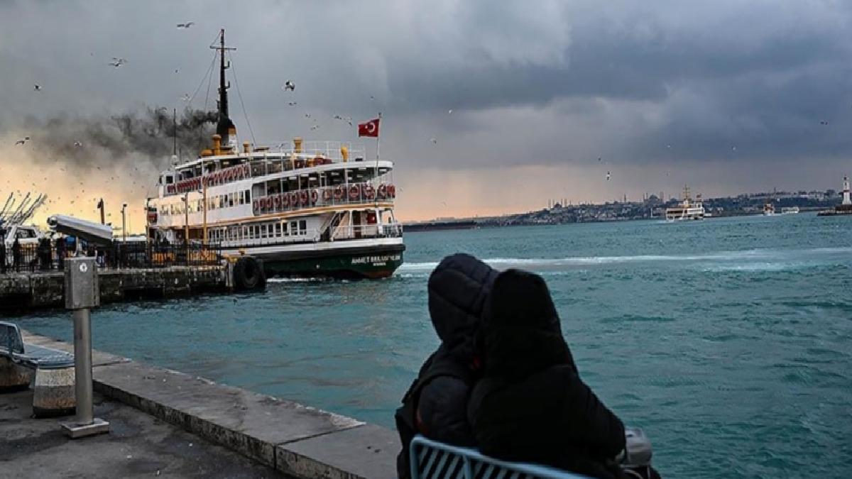 İstanbul’a yağışlı hava uyarısı: Kış soğuğu geri dönüyor