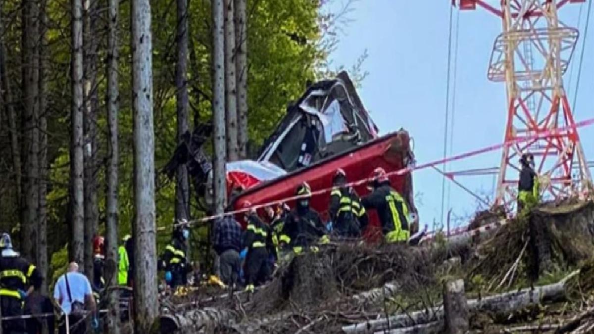 İtalya’da teleferik kabini yere çakıldı: 4 kişi hayatını kaybetti