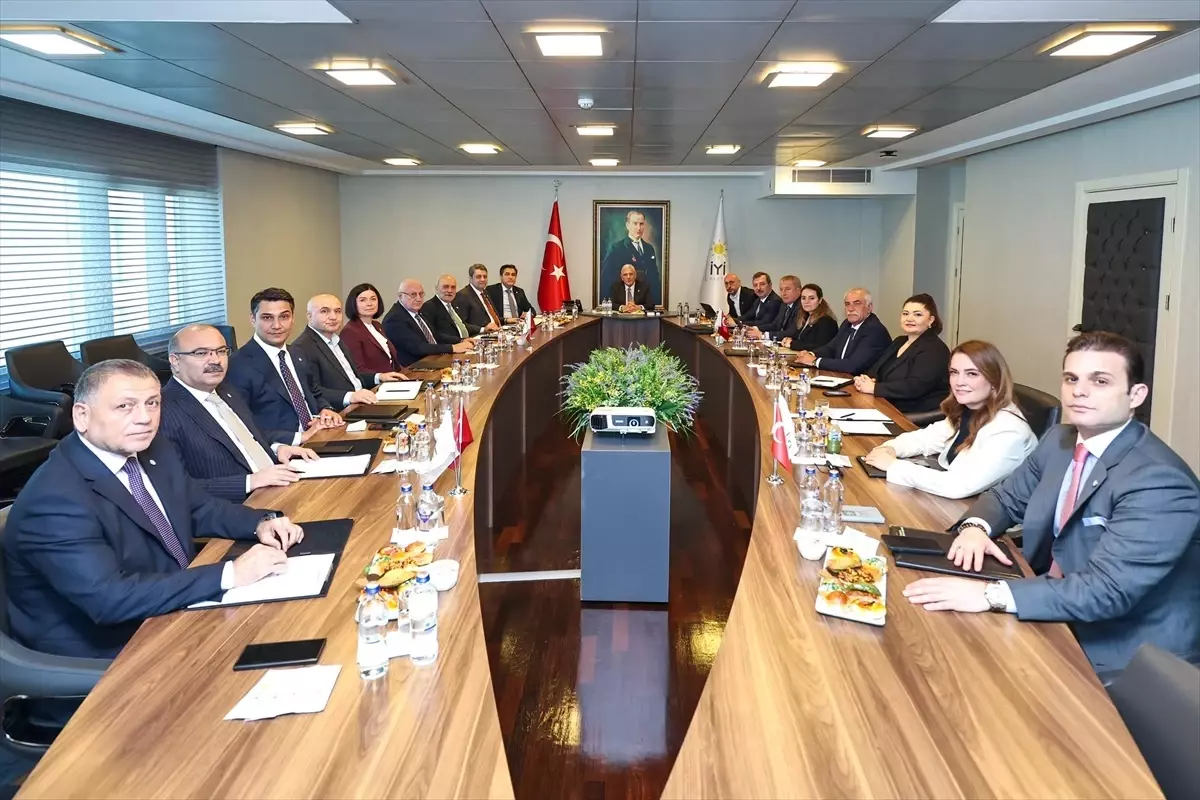 İYİ Parti Başkanlık Divanı Toplandı