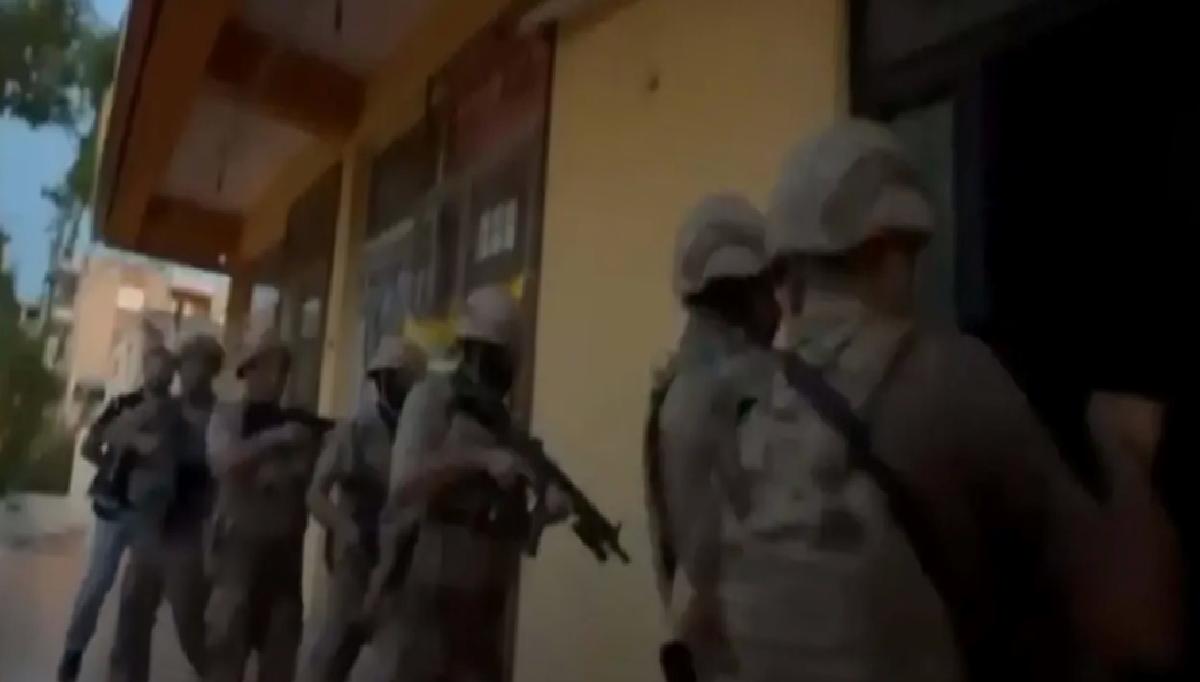 İzmir’de DEAŞ Operasyonu: 13 Gözaltı