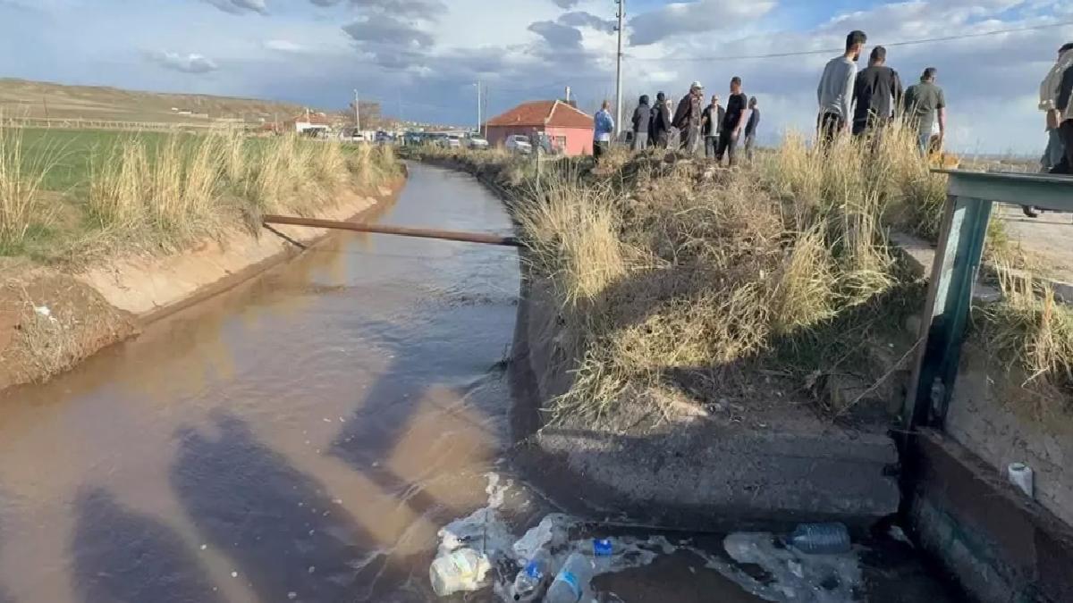İzmir’de Derede Erkek Cesedi Bulundu
