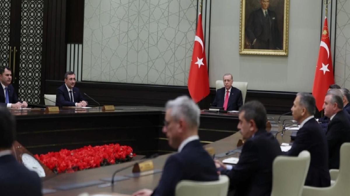 Kabine toplanıyor: Terörsüz Türkiye hedefi masada