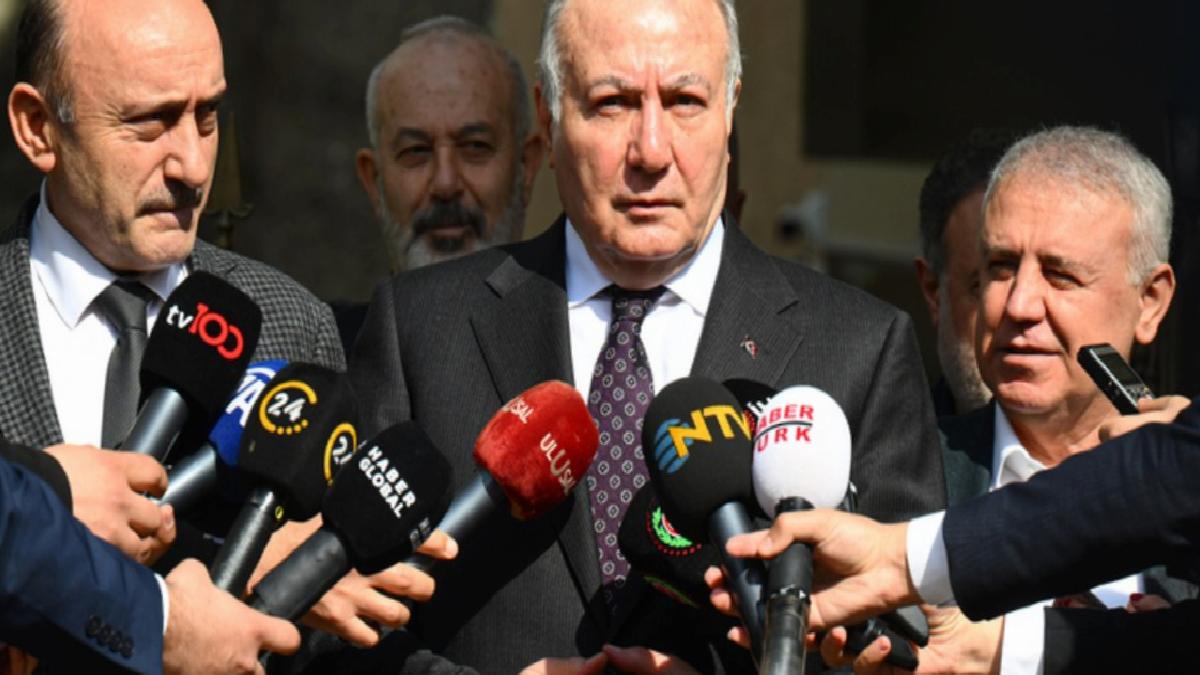 Kamu işçilerinin zam pazarlığı yolunda bir toplantı düzenlendi