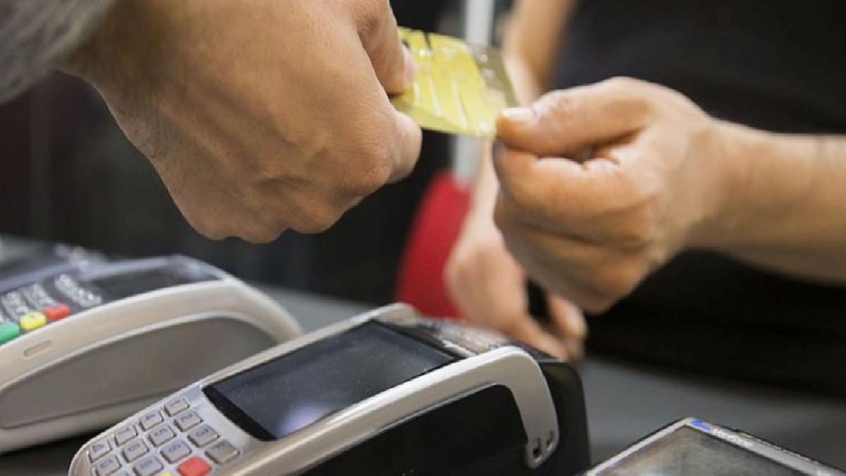 Kartlı alışverişler 2 Nisan’da Mart ortalamasını aştı