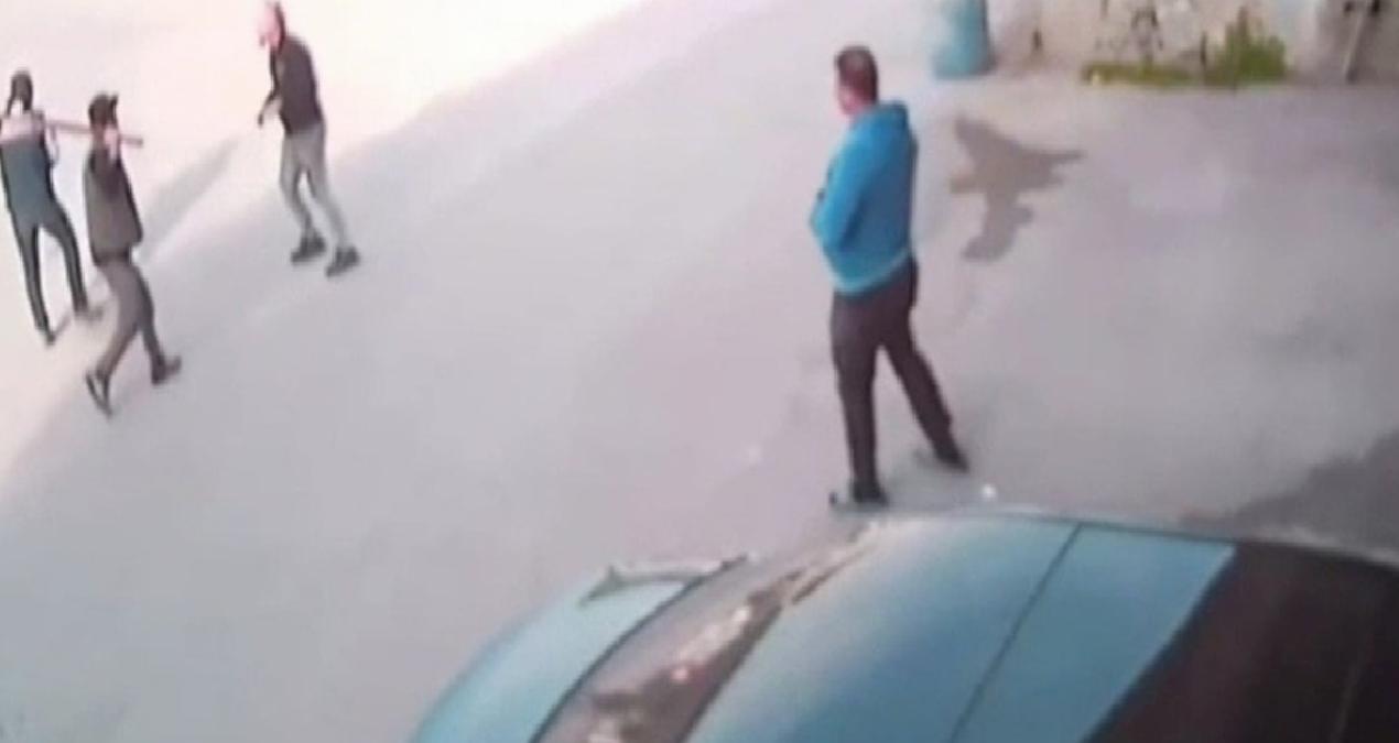 Kazadan sonra kavga ettiler: 1 kişi öldü, 2 kişi yaralandı