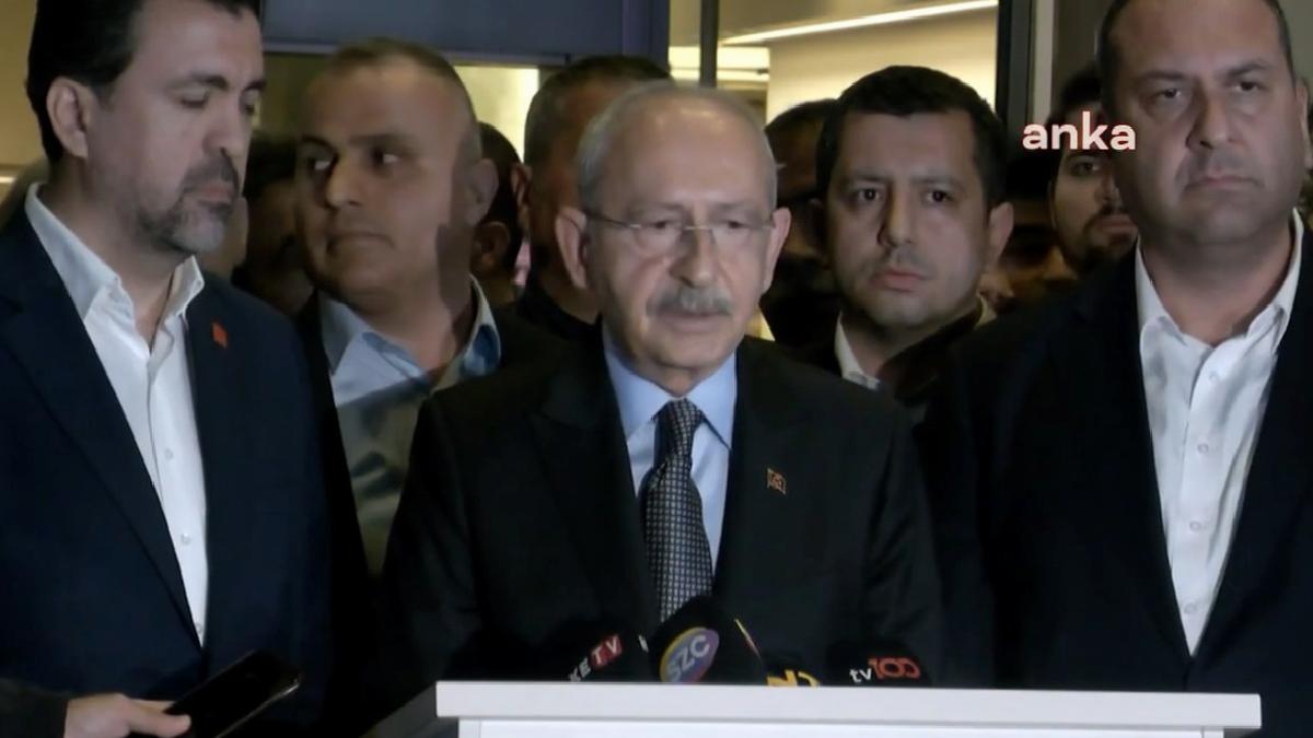 Kılıçdaroğlu’ndan Sırrı Süreyya Önder’in tedavi gördüğü hastaneye ziyaret