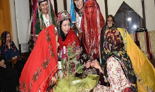 Kına gecesi geleneği Osmangazi’de yaşatıldı