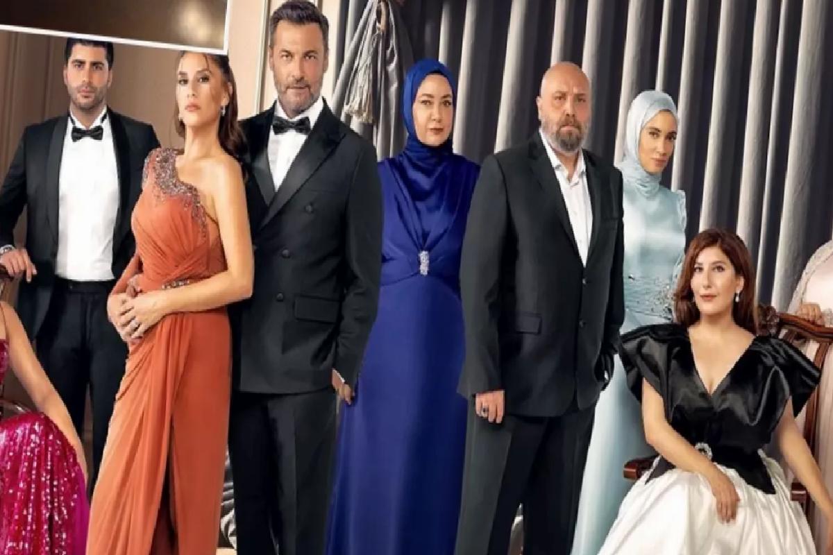 Kızılcık Şerbeti’nin Pembe’si diziden ayrılıyor! Ekip arkadaşları pasta keserek veda etti