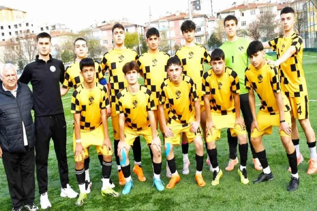 Kocasinan Şimşekspor U15, Şampiyon!