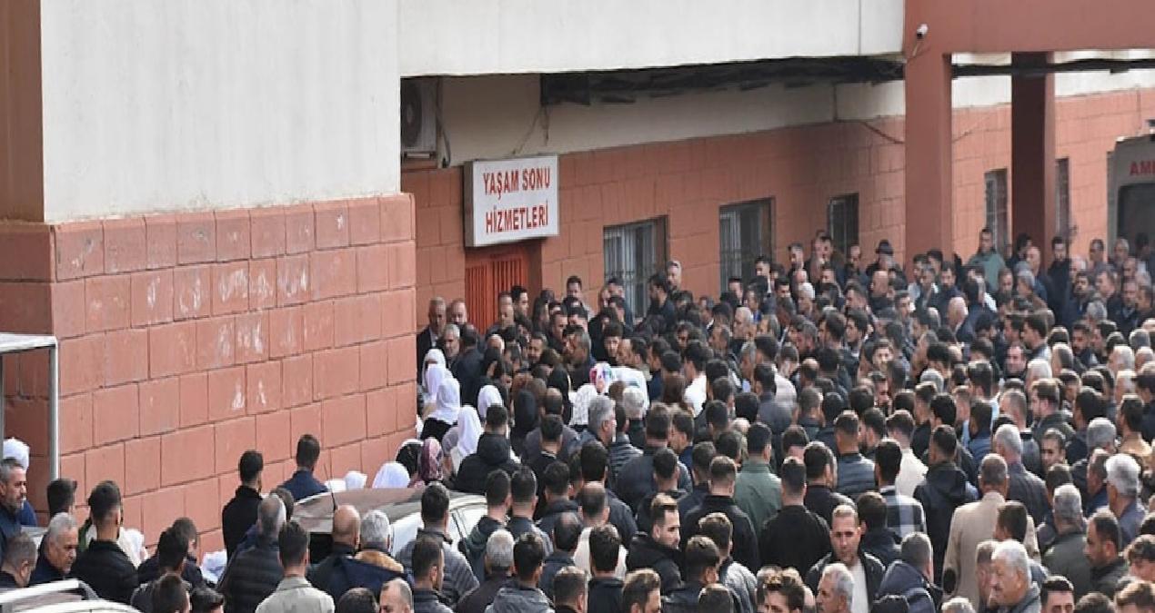 Kömür ocağında üzerine kaya düşen iş makinesinin operatörü öldü