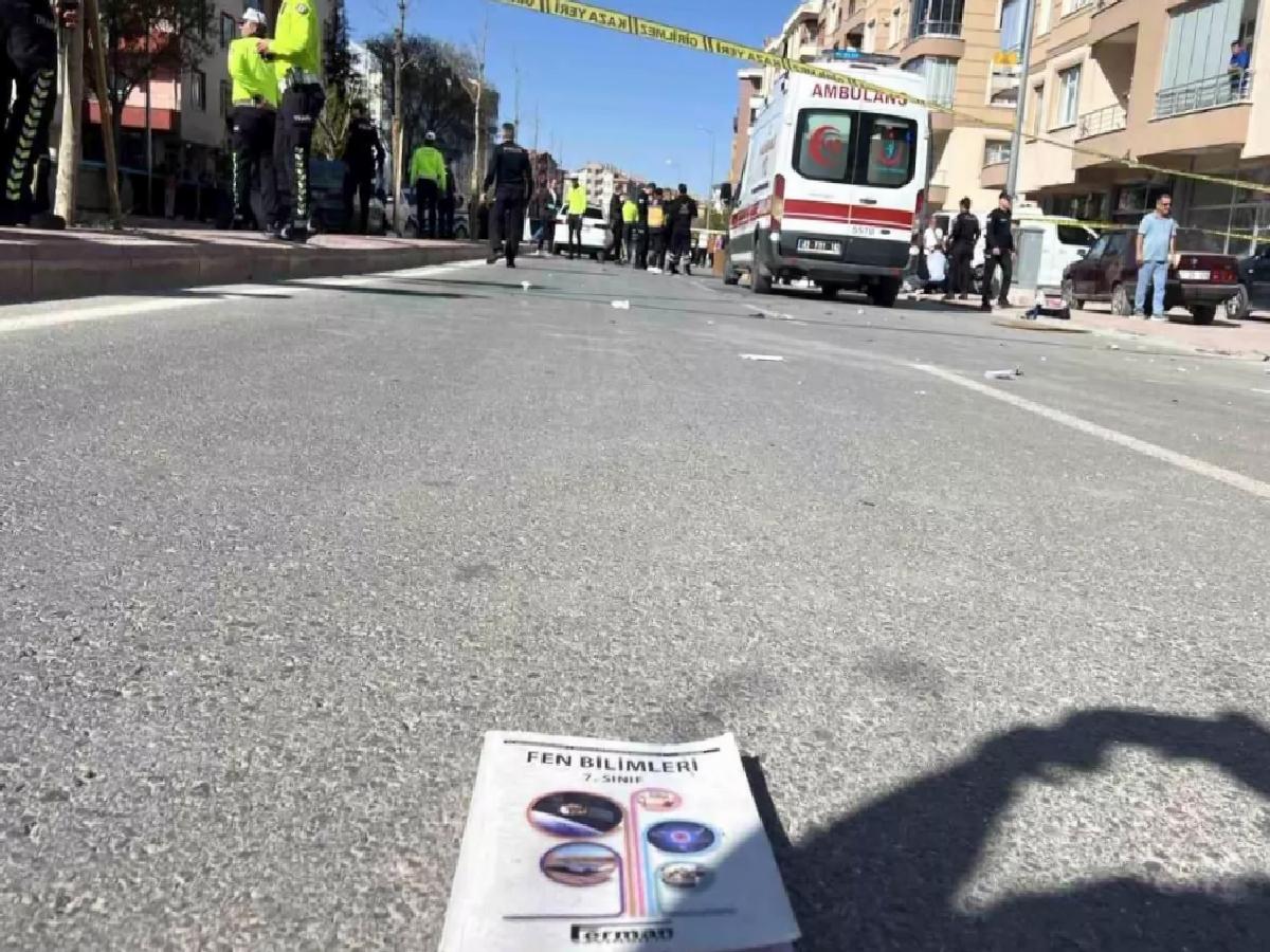 Konya’da Çocuklara Otomobil Çarptı