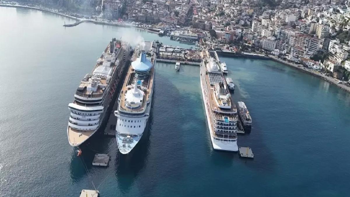 Kruvaziyerlerle Kuşadası’na 4 Bin Turist