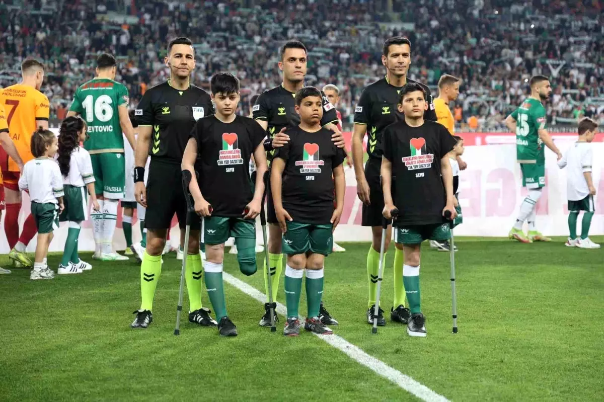 Kupa Maçında Hakem Krizi