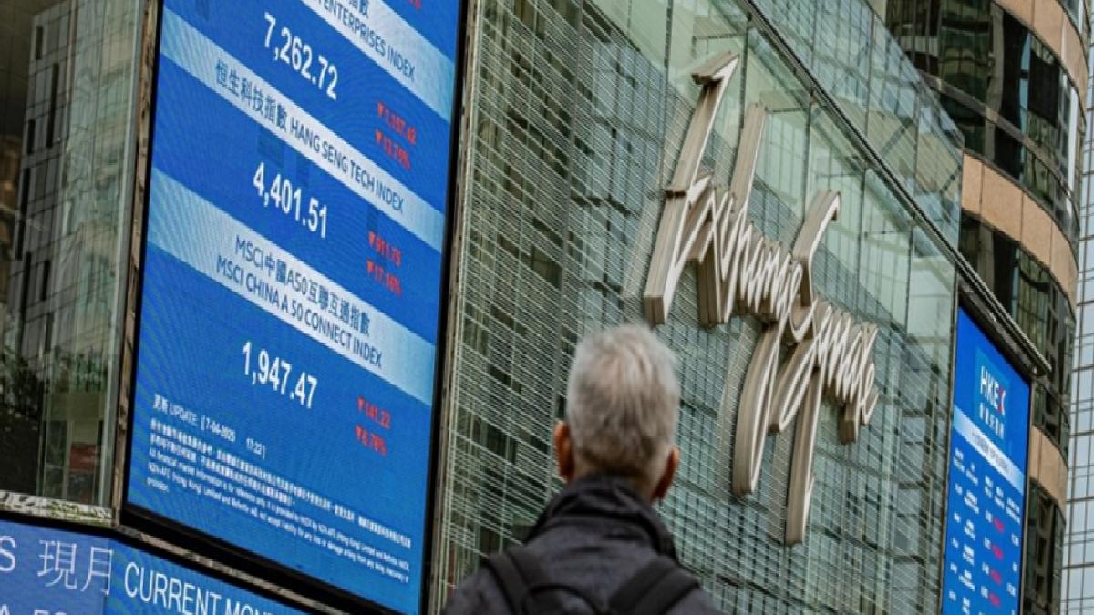 Küresel piyasalar dünkü çöküşün ardından toparlanma eğilimine girdi