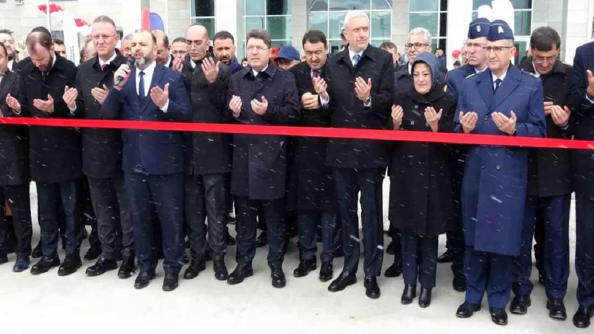 Kütahya’da Yeni Adalet Sarayı Açıldı