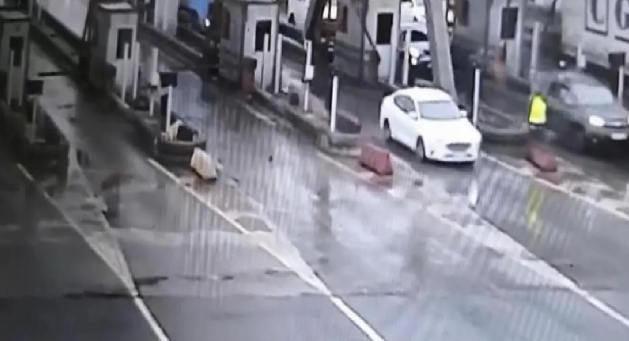 Kuzey Marmara Otoyolu’nda 1 kişinin hayatını kaybettiği kaza anı kamerada