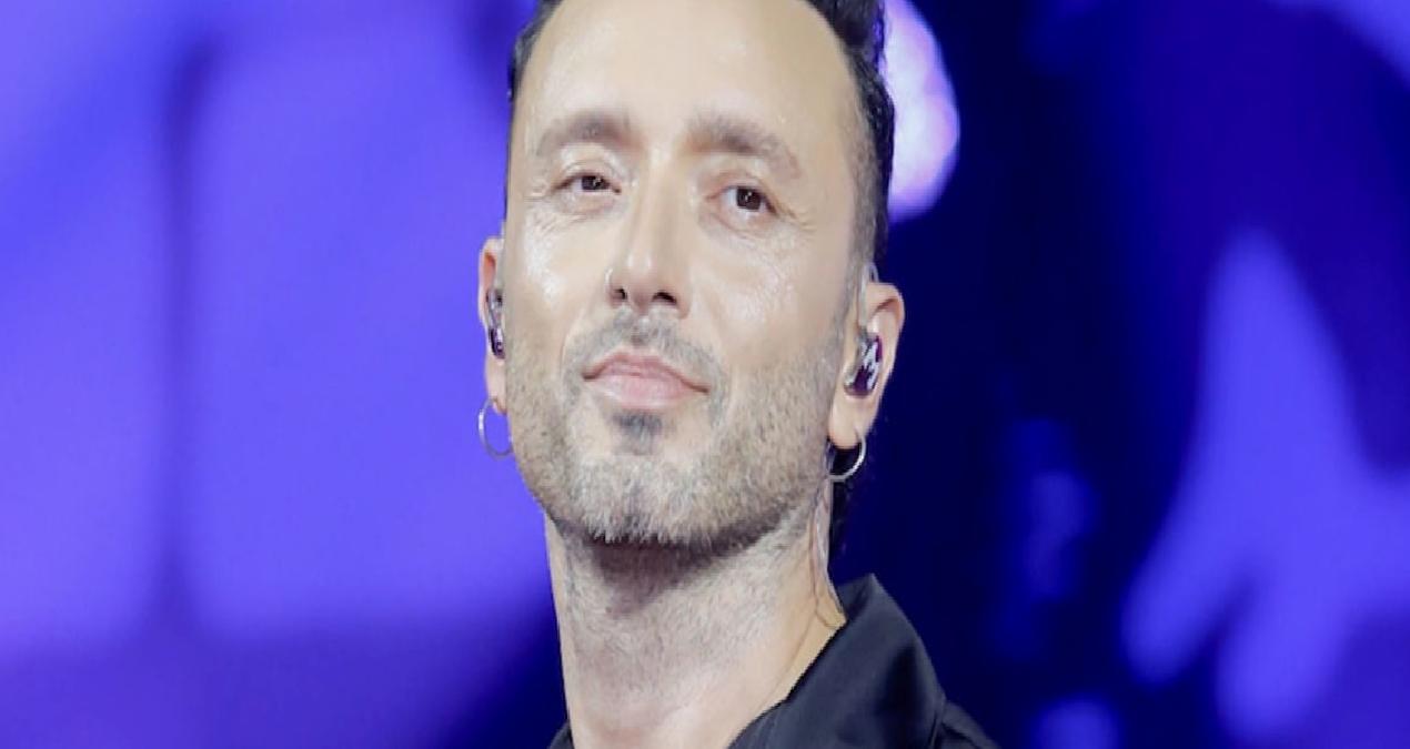 Mabel Matiz’in yeni şarkısı gündem oldu: Geliyor devrim annem, uyuma kalk