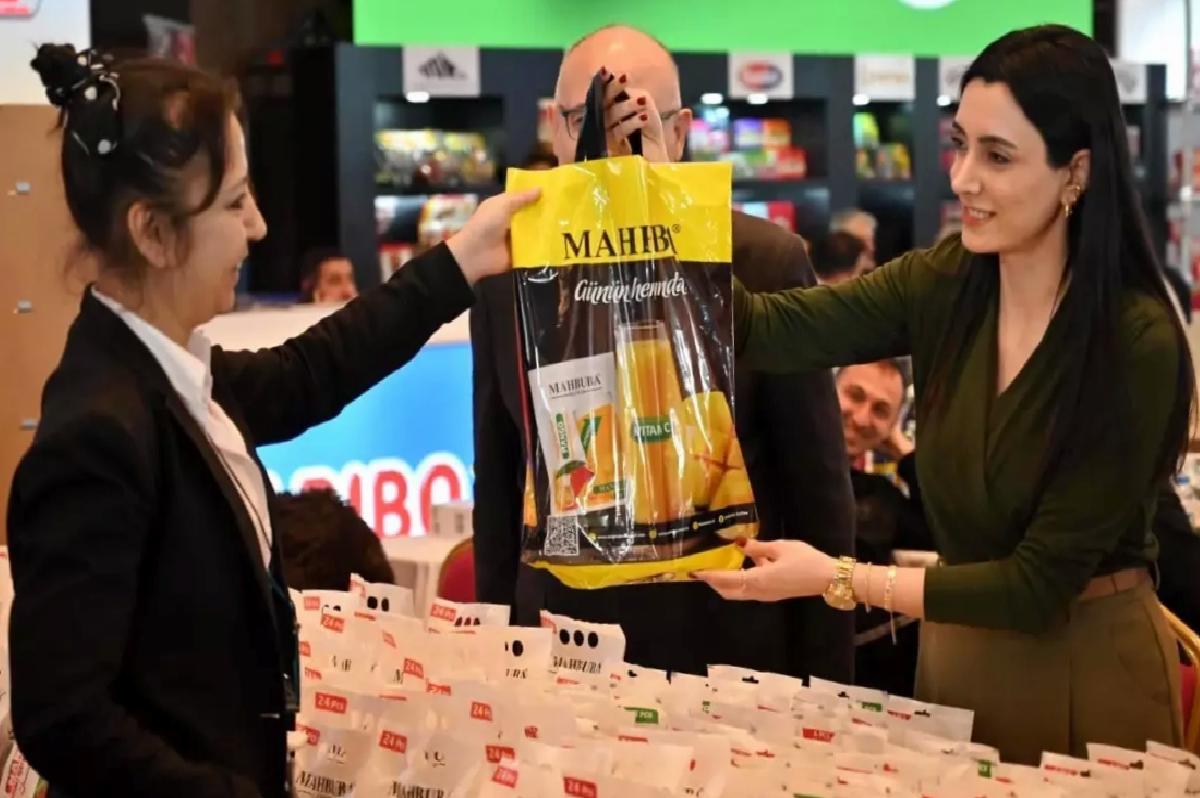 Mahbuba Fuar’da İlgiyi Üzerine Çekti