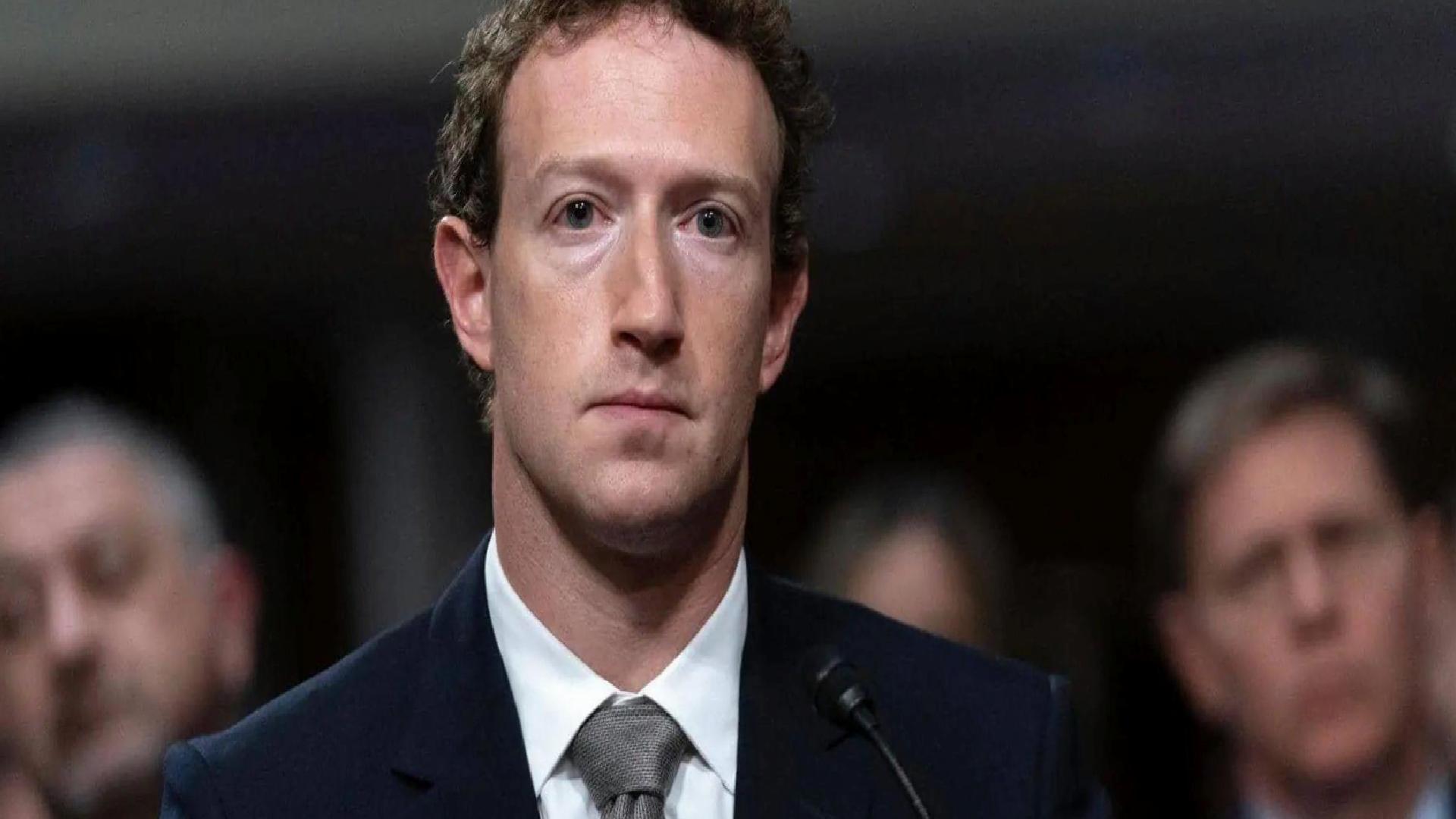 Mark Zuckerberg, Instagram ve WhatsApp’ı elinde tutabilmek için mahkeme karşısına çıktı