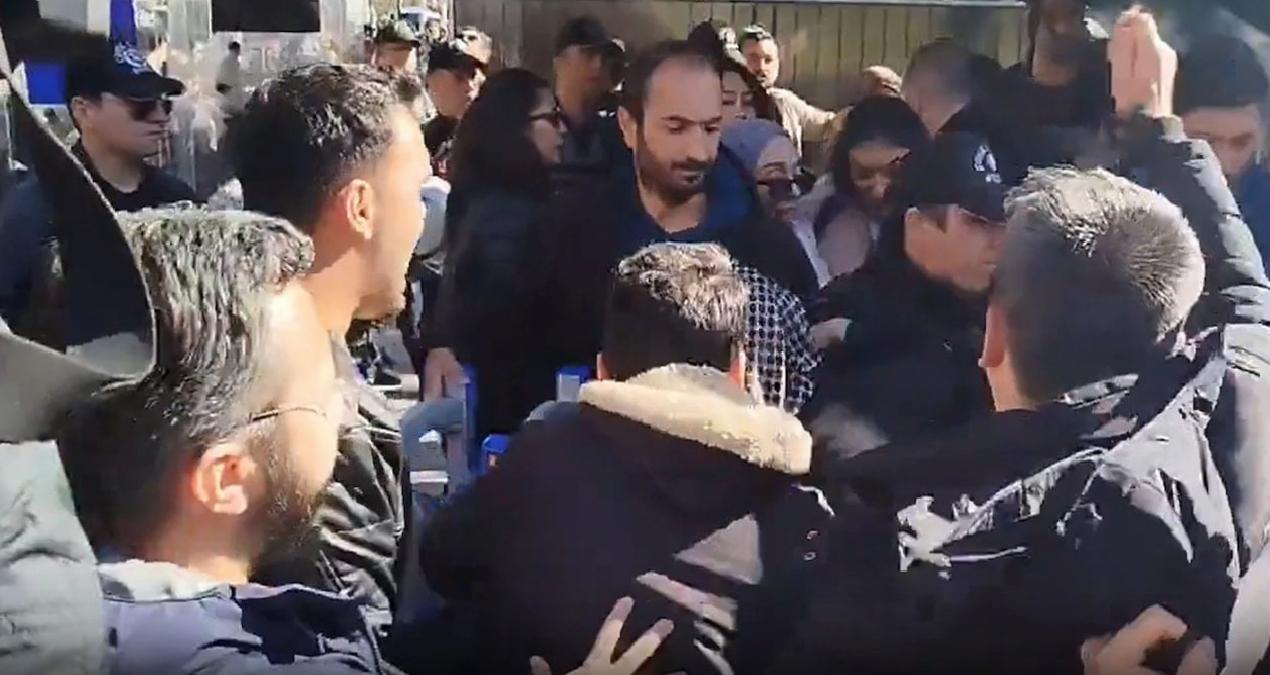 MEB önünde eylem yapan öğretmen adaylarına polis müdahalesi