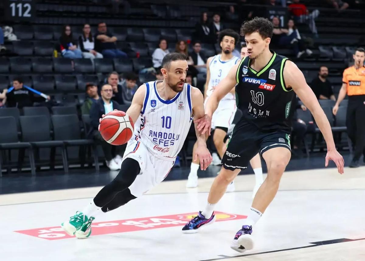Merkezefendi Basket, Efes’i Yendi