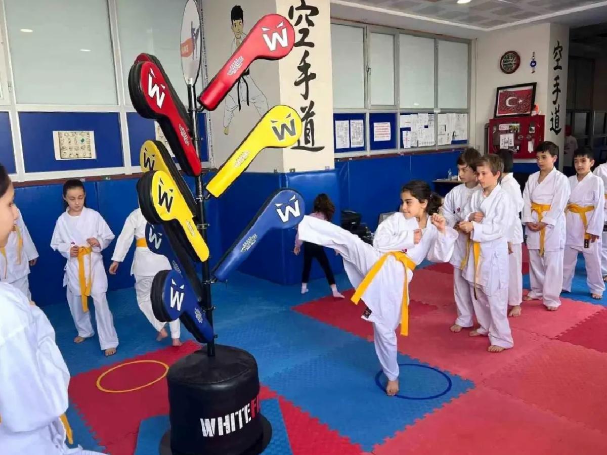 Muş’ta Karate Kursuna Yoğun İlgi