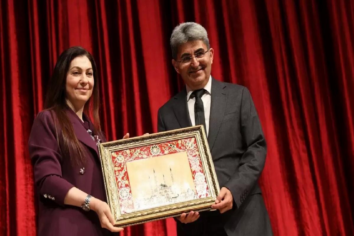 Mutlu Aile ve Başarılı Çocuk Yetiştirme Püf Noktaları